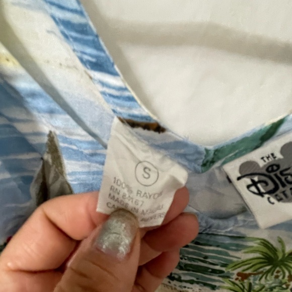 ❤️💚 Vintage The Disney Catalog Mickey & Minnie
Mouse Hawaiian Maxi Dress - Picture 5 of 5